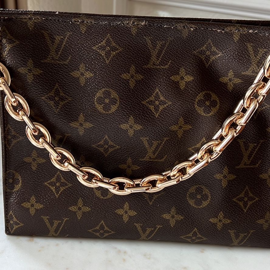 Louis Vuitton Authentic Toiletry 26 Bag for Sale in Prosper, TX - OfferUp