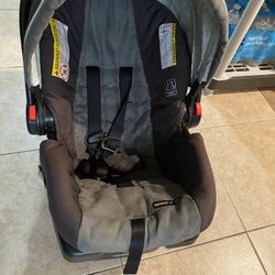 Graco snugride 30 car seat