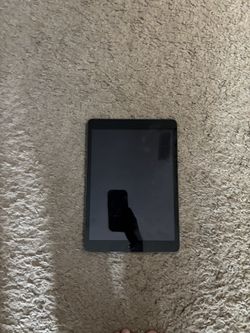 I pad 9th generation (button pushed in otherwise excellent condition