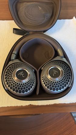 Focal Hadenys
