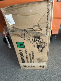 Lawnmower GreenWorks Corded Brand New.