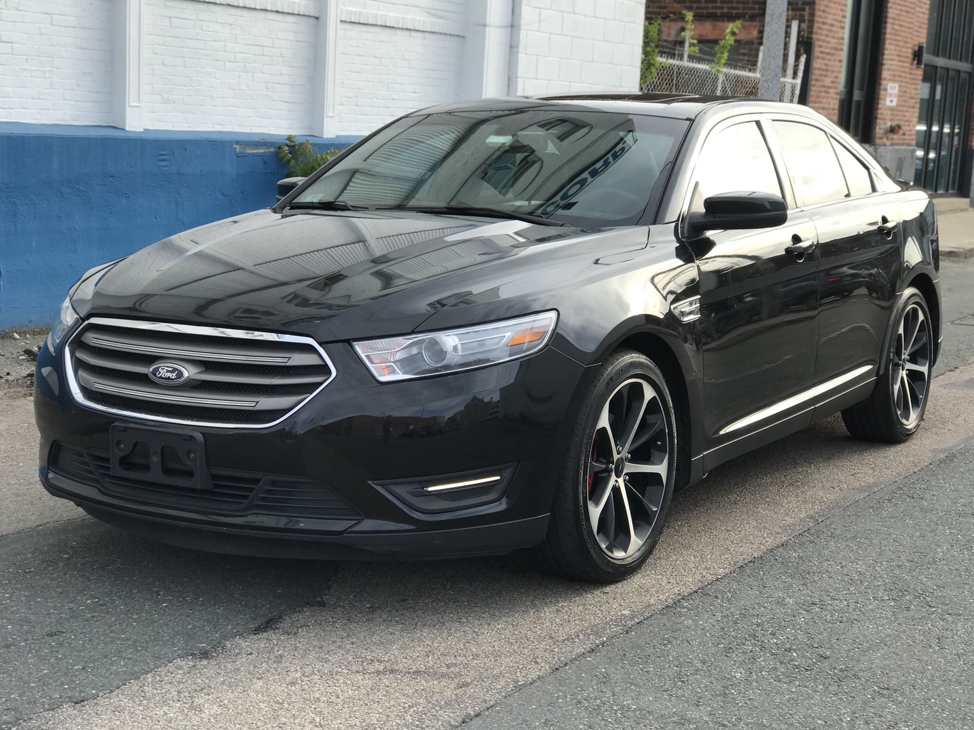 2014 Ford Taurus