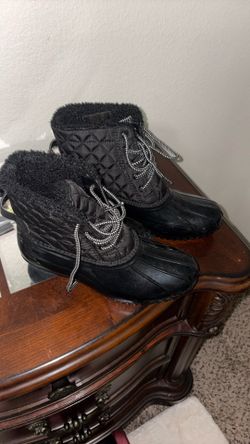 Size 9 Rain Boots