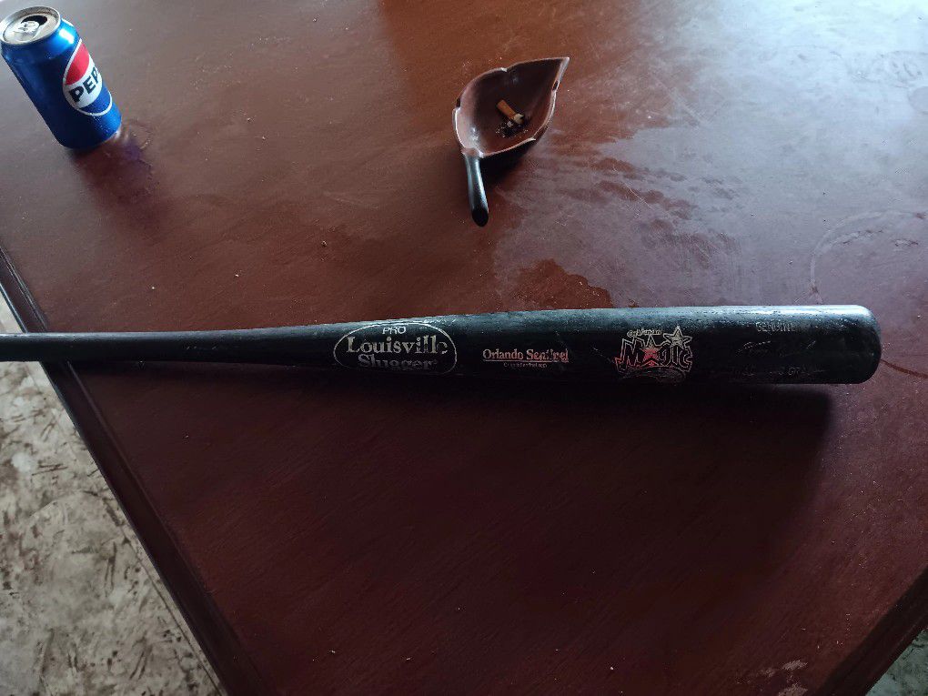 Signed Mickey Mantle Baseball Bat 