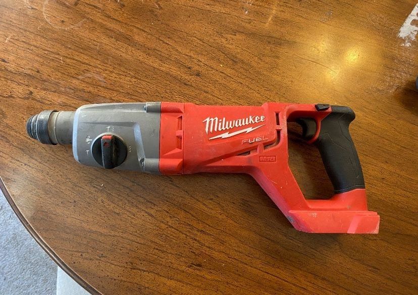 Milwaukee M18 Fuel Roto Hammer
