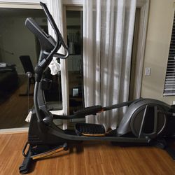 NordicTrack SpaceSaver SE9i Elliptical