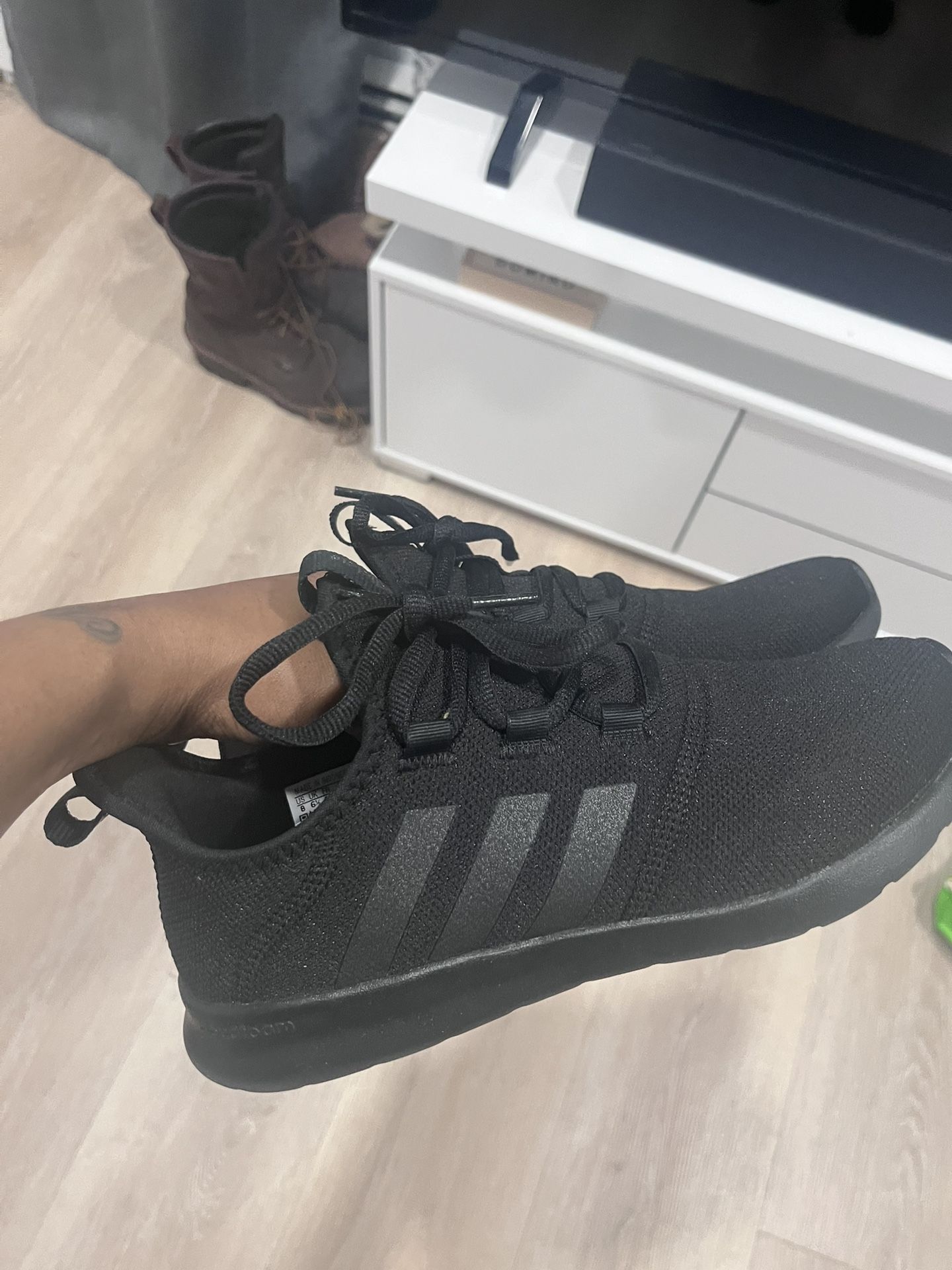 Brand New Women’s Size 8