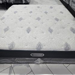 Clean King Size Beautyrest Silver Luxury Mattress 