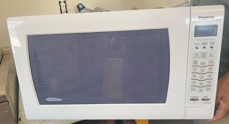 Panasonic Microwave New. Microondas no se usó