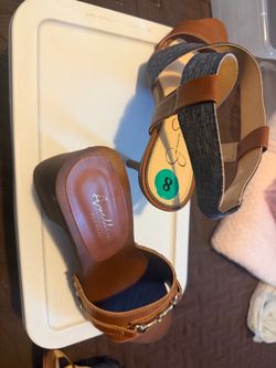 Shoes size 8