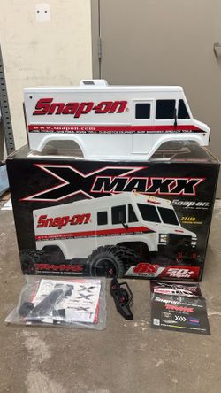 Traxxas Snap On XMaxx body + Box ONLY