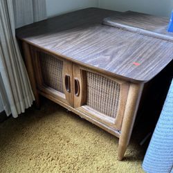 Lane End Table Mcm 