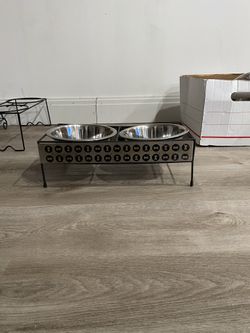Dog Stand and Bowls