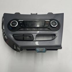 Ford C-MAX HVAC Climate Control Module BM5T-18C612-AN OEM FoMoCo