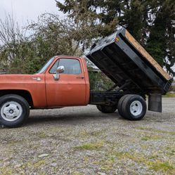 1977 GMC 1 Ton Dump Truck 