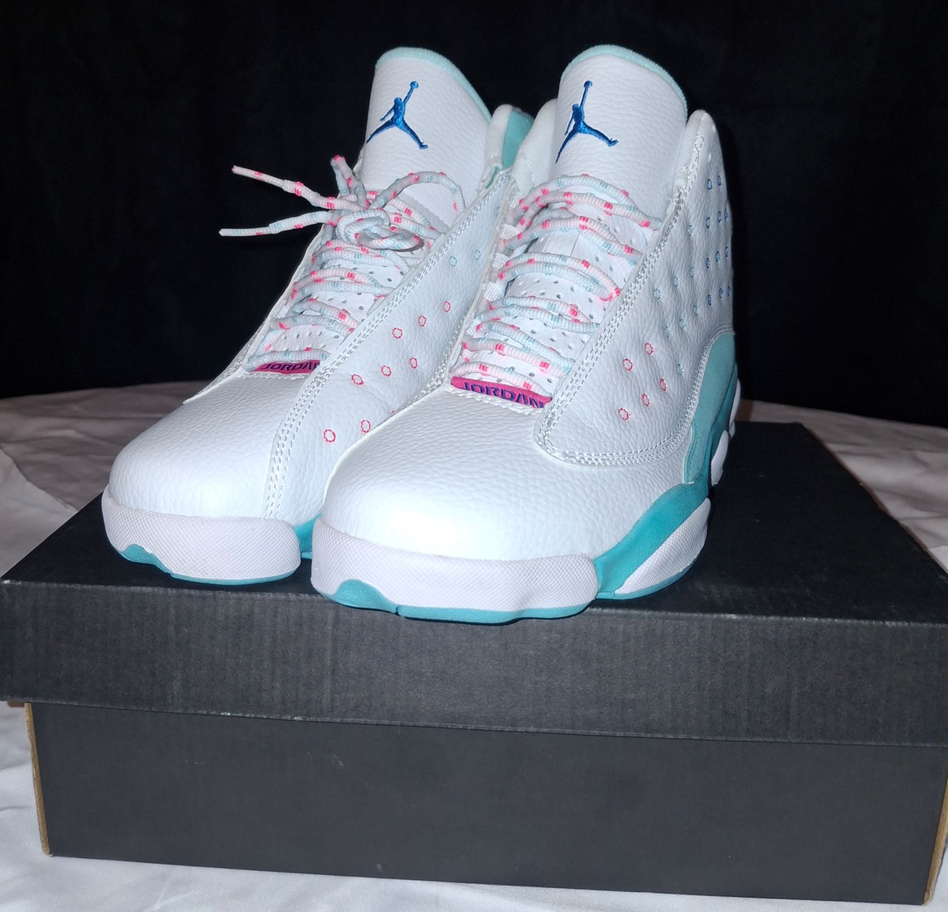 Air jordan retro 13 white pink and teal green men size 10