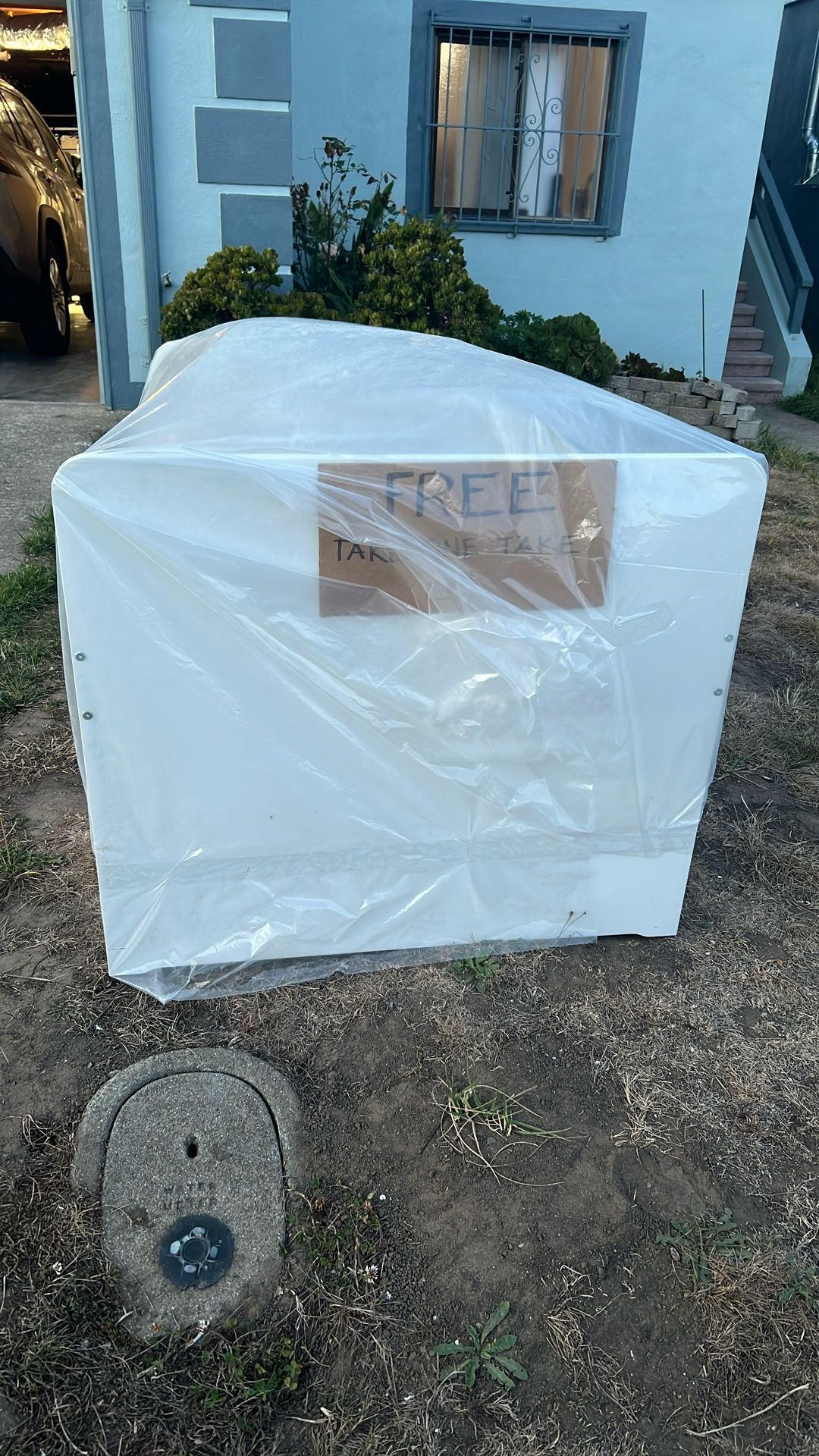 Twin Size Bed With Storage Free
