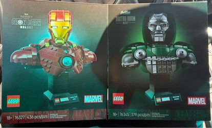 LEGO Marvel Iron Man MK4 & Doctor Doom Bust Set Bundle