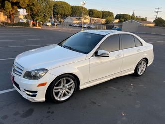2013 MERCEDES-BENZ C-CLASS C 250 SPORT