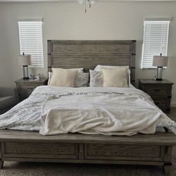 King Bed Frame With Matching Nightstands 
