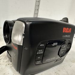 RCA CC637 VHS-C Camcorder Small Wonder Made in Japan #P