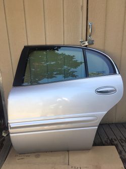 Buick Lesabre Read Door Assembly