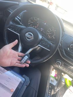 Keys And Remotes/ Llaves Controles🚗🔐🚘🔑