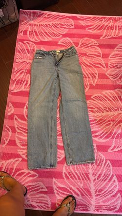 Light Wash Straight Leg Jeans