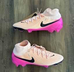 Nike Phantom Luna II Pro FG Crimson Tint Pink Men Size 10.5 Soccer cleat FJ2575-800