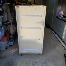 Lyon Tool Cabinet (similar to Vidmar)