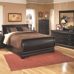 Black-7Pc Dresser Mirror Chest Queen Sleigh Bed Nightstand