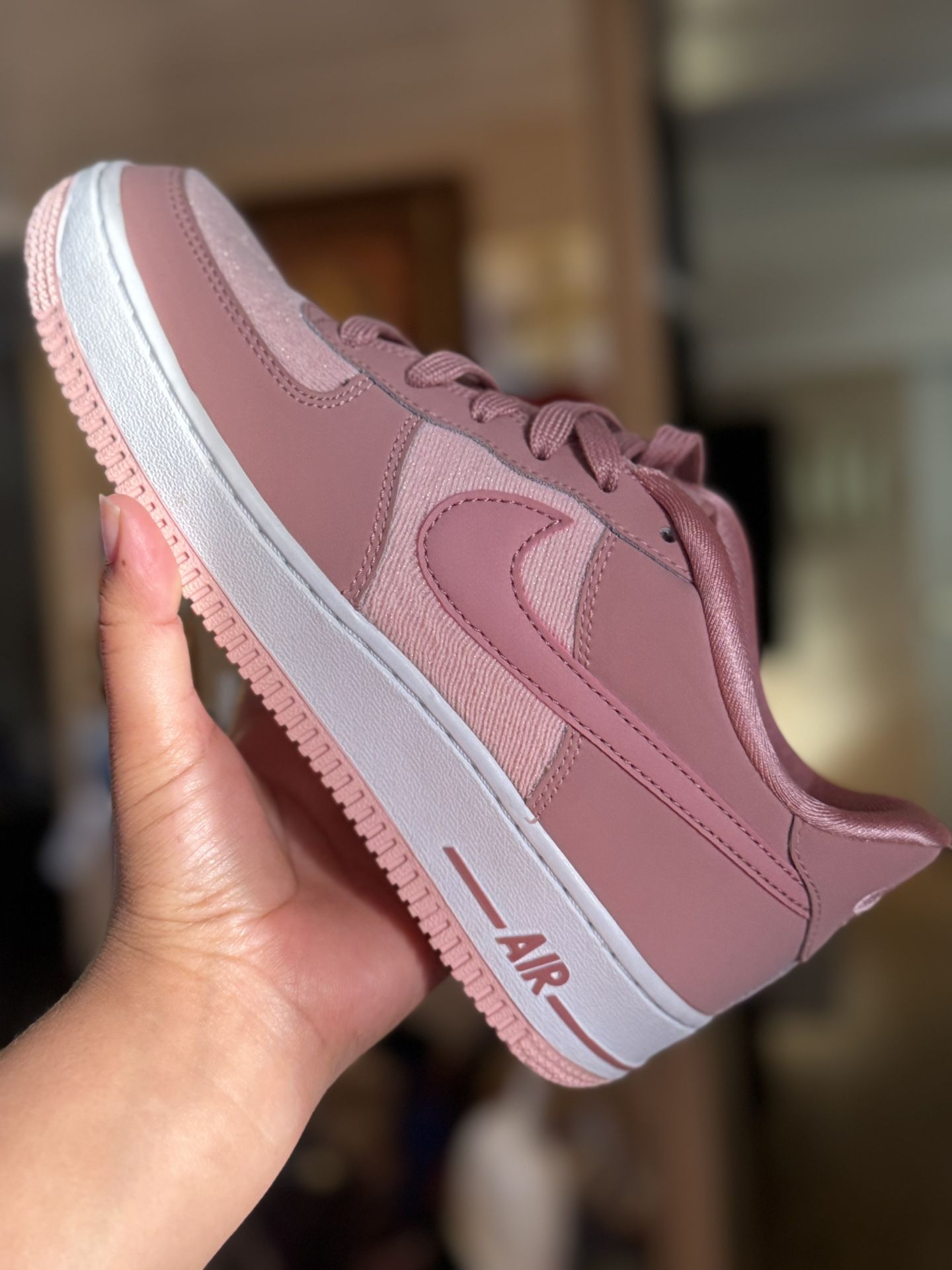 Nike Air Force LV8 Rust Pink 849345 603 Size 6Y Women's Size