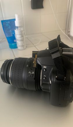 Nikon D60 Black 10.2 MP Digital SLR - Body Only - 2.5" LCD