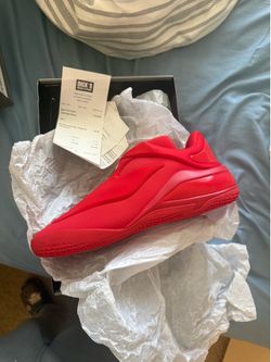 Shai 001 Winter Red