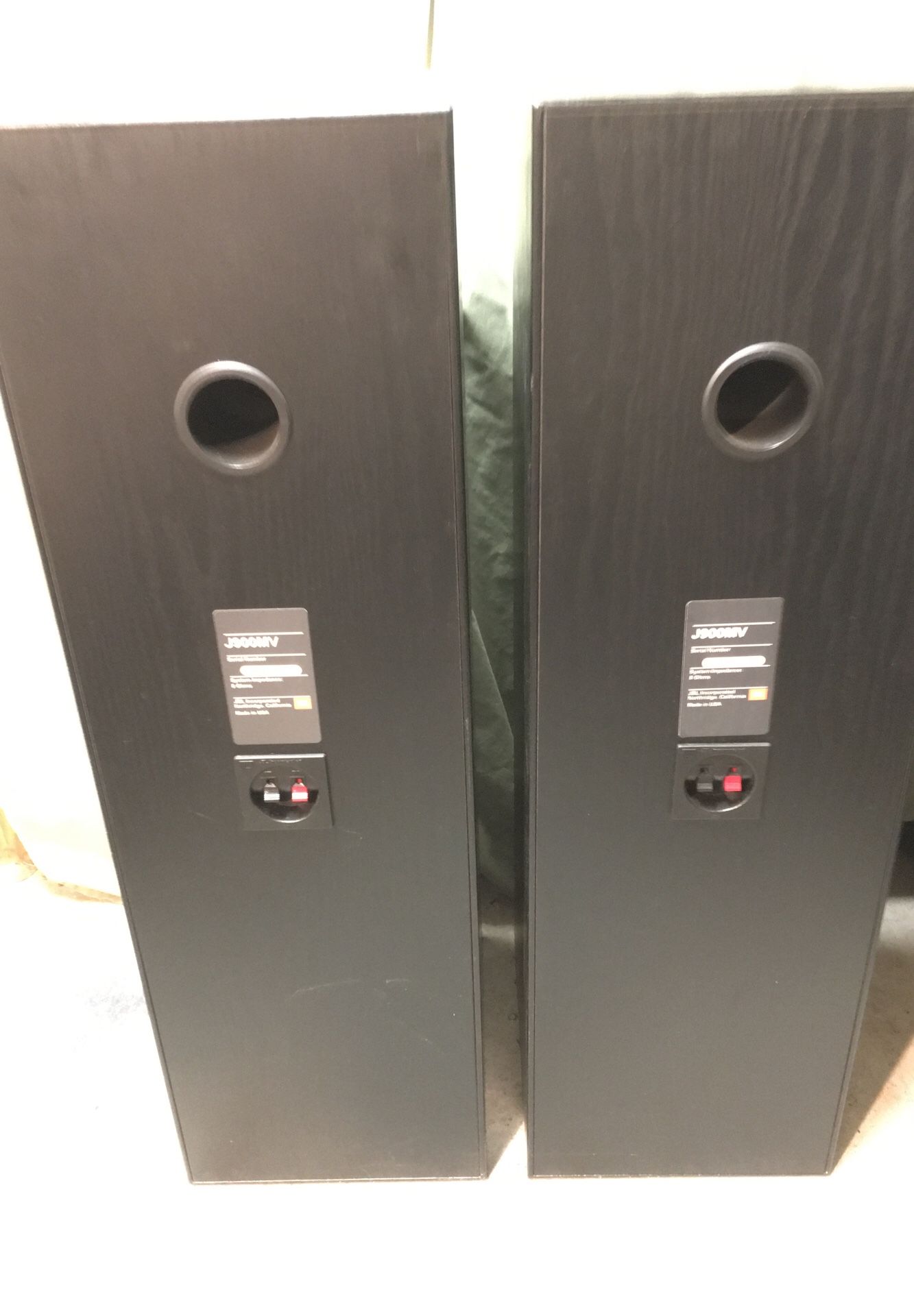 JBL J900MV Floor Standing Tower Speakers for Sale in Mesa, AZ OfferUp