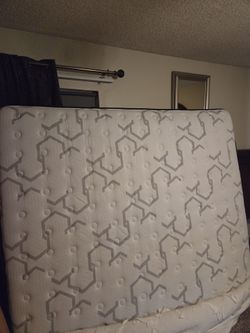 Beautiful Cal King Size Mattress