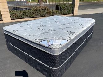 Queen Orthopedic Bamboo Pillow Top!•••
