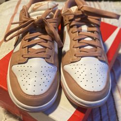 Women’s Nike Dunk Low