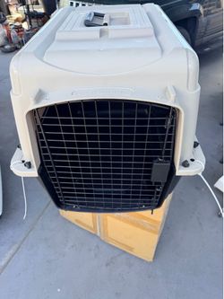Travel Dog Kennel 28" New Condition -Used once -Fairly Used