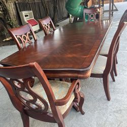 Formal Wood Dining Table and 6 Chairs Set Best Offer