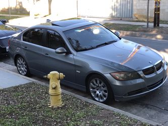 2006 330i Clean title 130,00 miles. $4000