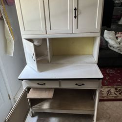 1900s Hoosier Cabinet  W Flour Sifter And Pull Out  Dough Bowl Shelf