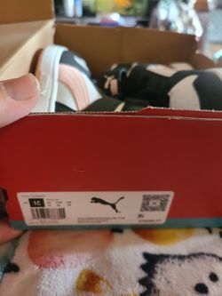New Kids Puma Shoes Size 1C