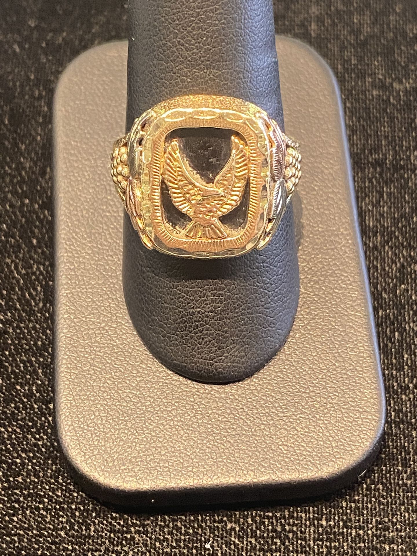 10kt Gold Man’s Eagle Ring