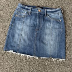 Celebrity Pink Skirt Womens Size 5/27 Denim Blue Short