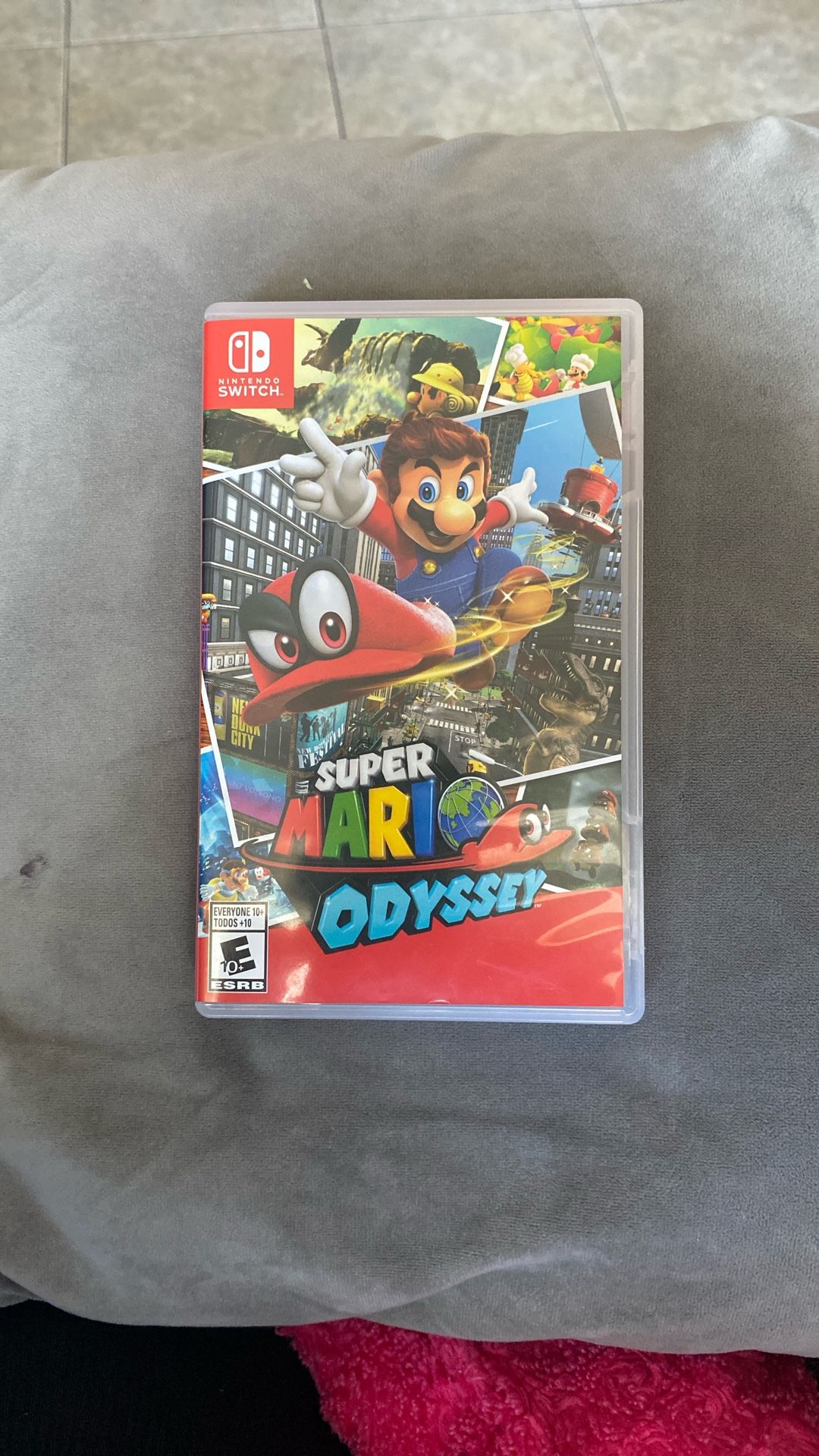 Nintendo Switch Super Mario Odyssey 