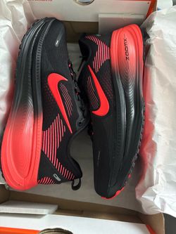 Nike Vomero 18 size 8.5m