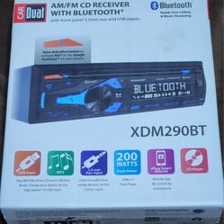 Dual Single Din Am/fm Cd Player With Bluetooth