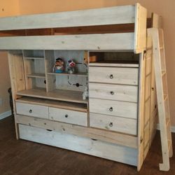 Bunker Desk Bed - Whiteoak (full Side Top &  Twin On The Bottom.  Small Closet In The Back )