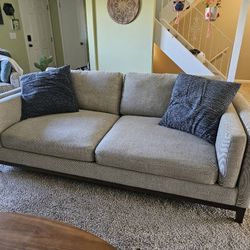 Comfy Couch 